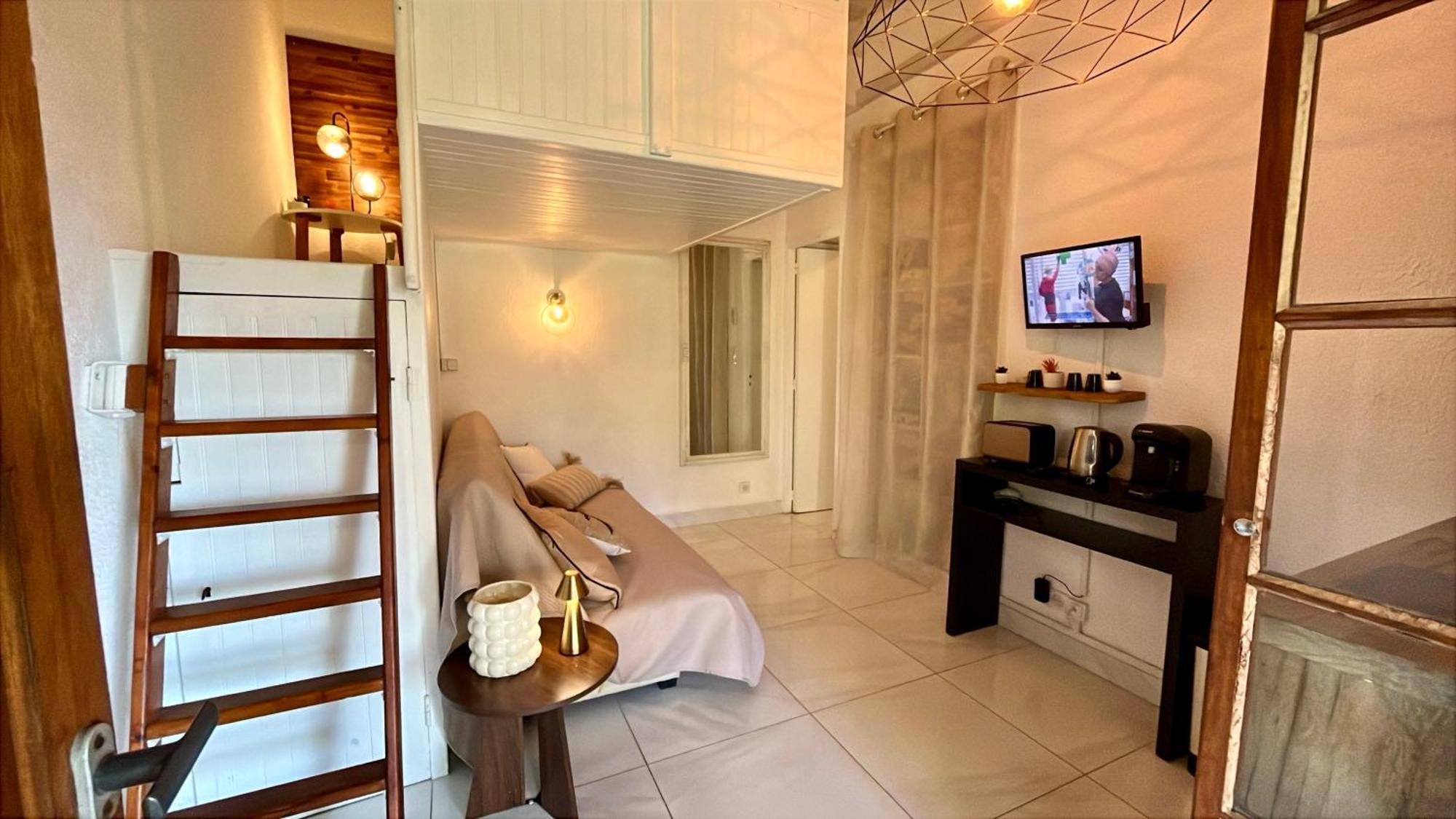 Joli Studio Maisonnette A 100M De La Plage ポルティシオ エクステリア 写真